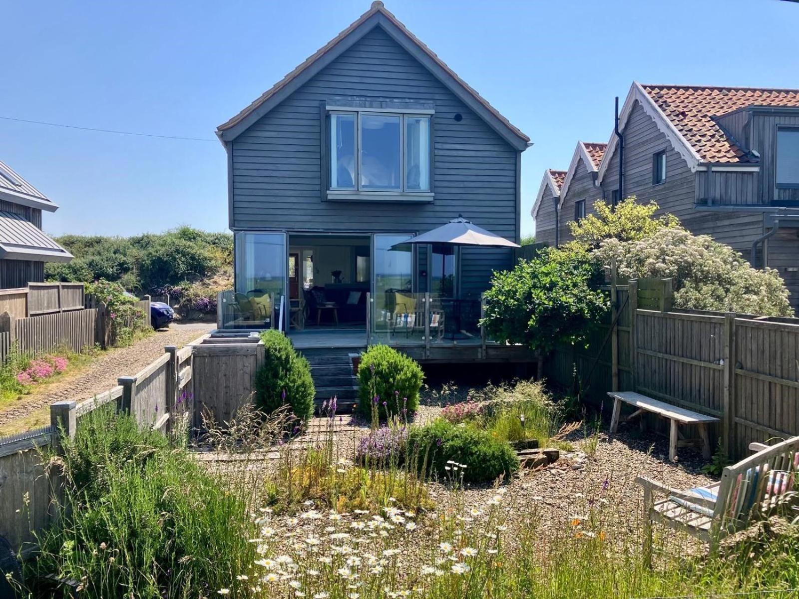 The Perch - Southwold Luxury And Blissful Views Villa Exterior photo